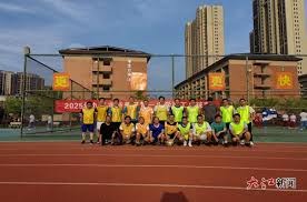 足坛历史球星排名揭晓 C罗仅列第五 克鲁伊夫超越大罗落选